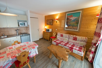 Superior 1-Bedroom Apartment