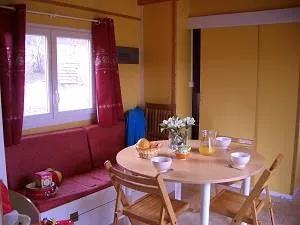 Huuraccommodatie(s) - Chalet Top Tv 29M² - image n°8 - Capfun - Camping Caravaneige L'Oursière