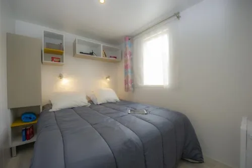 Accommodation - Mobile Home Habana Top Tv  24M² - image n°3 - Capfun - Camping Caravaneige L'Oursière