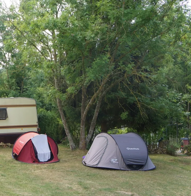 Camping Les Usages