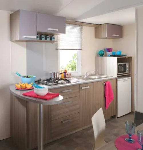 Huuraccommodatie(s) - Le Bonheur (2 Slaapkamers, 29 M², Airconditioning) 💛💛💛💛 - image n°7 - Camping Le Bois de Cornage