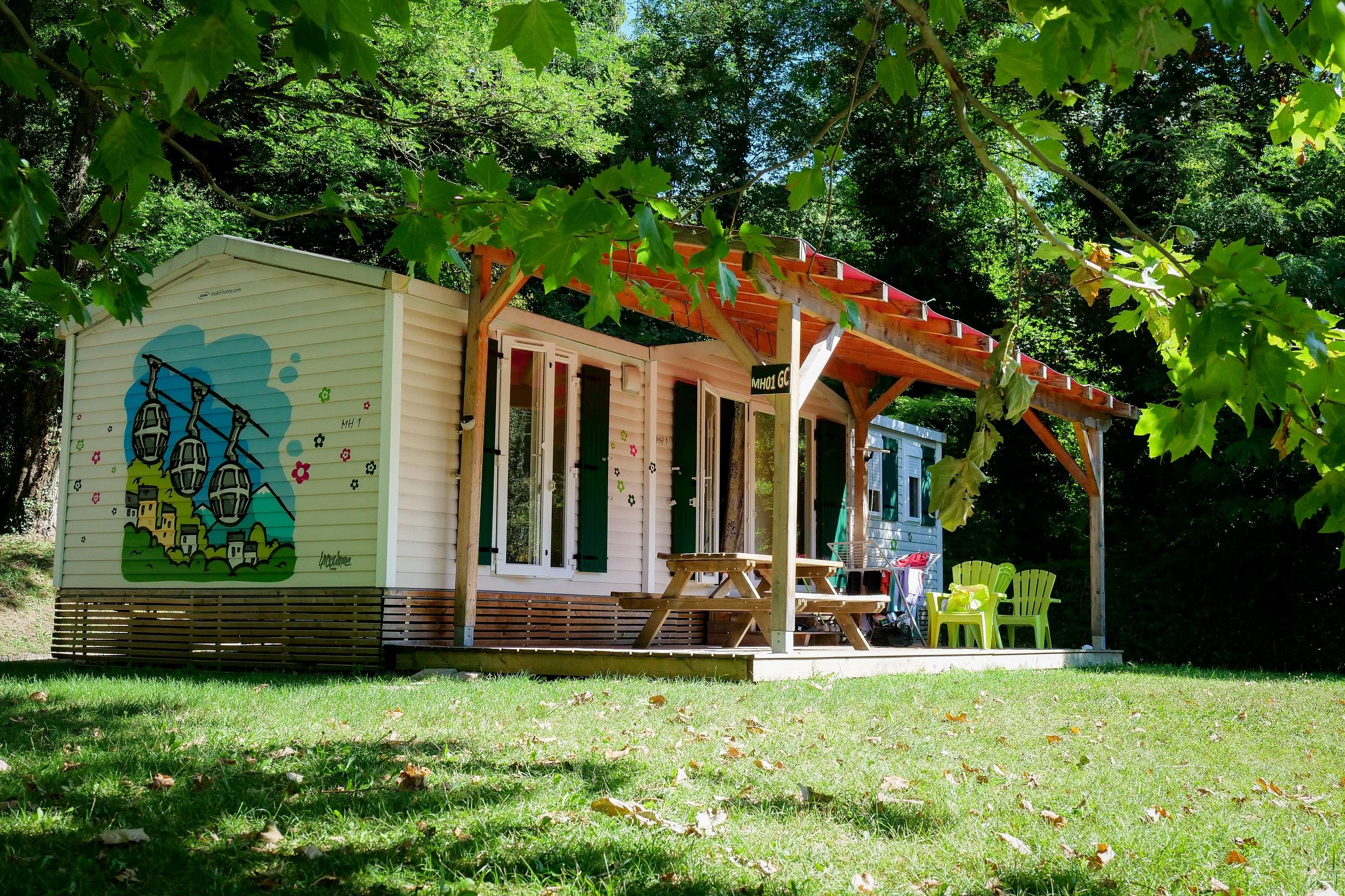 Accommodation - Le Paradis (2 Bedrooms, 40 M², Air-Conditioned) - Camping Le Bois de Cornage
