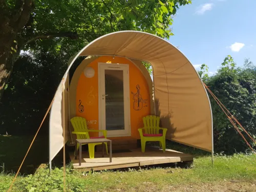 Accommodation - L'aventure Duo (No Water, 1 Bedroom, 11 M²) 🍀🍀 - image n°2 - Camping Le Bois de Cornage