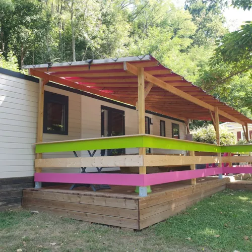 Huuraccommodatie(s) - L'eden (3 Slaapkamers, 40 M², Airconditioning, Spa) ✨✨✨✨✨✨ - image n°3 - Camping Le Bois de Cornage