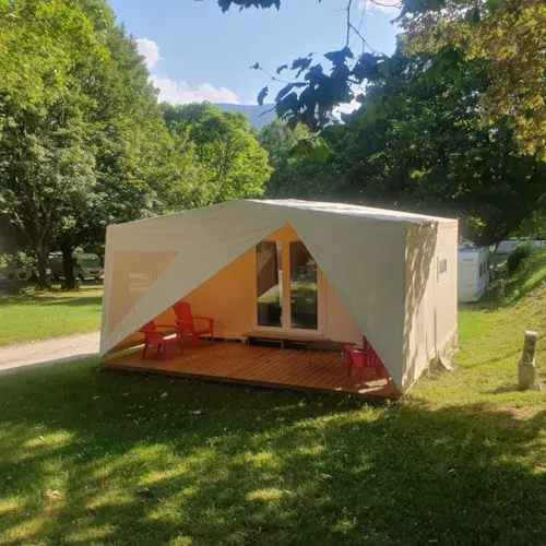 Mietunterkunft - L'evasion Quatro (Ohne Wasser, 2 Schlafzimmer, 16 M²) 🌺🌺🌺🌺 - image n°2 - Camping Le Bois de Cornage