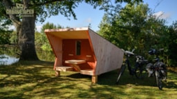 Location - Le Refuge (Sans Eau, 1 Chambre, 4 M²) 🧸🧸 - Camping Le Bois de Cornage