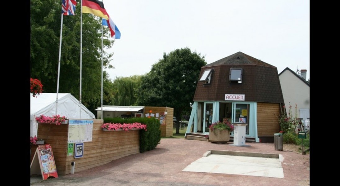 Camping Onlycamp Les Bords de Vienne — Photo 2
