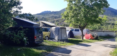 Camping package (pitch, 2 people, 1 vehicle)