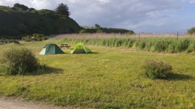 Pitch tent without electricity — 2