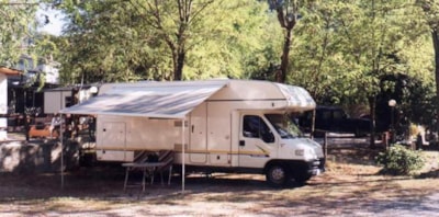 Pitch Camper-van — 1