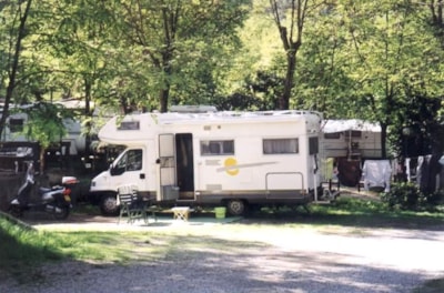 Pitch Camper-van — 3