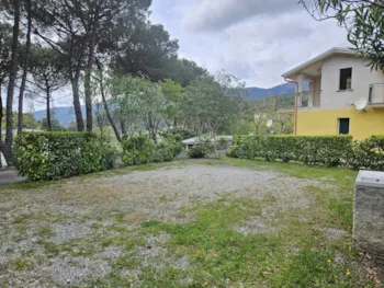 Emplacement - Emplacement Grand Pour Camping-Car/Caravane (Véhicule Au Max. 7,5 X 2,4  Mètres) - Camping Costabella