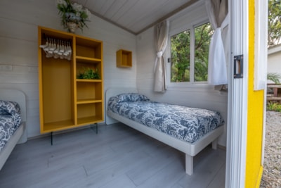 DOUBLE ROOM with shared bathroom — 3