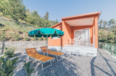 SUPERIOR BUNGALOW — 1