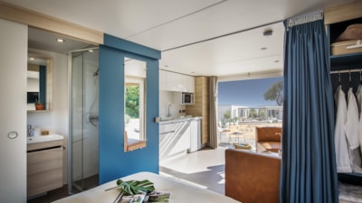 TENNESSY COMFORT — 4