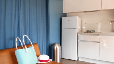 TENNESSY COMFORT — 7