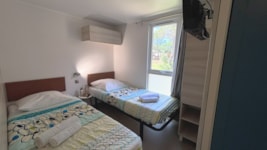 NEBRASKA LUXE MET SPA