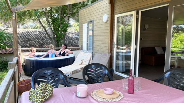 NEBRASKA LUXE MIT SPA