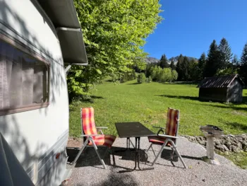 Mietunterkunft - Mietwohnwagen Gündle - Camping und Pension Bergheimat