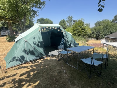 Emplacement équipé "prêt-à-camper"