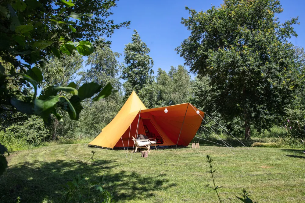 Location - Bell Tent - TinyParks Cast Away