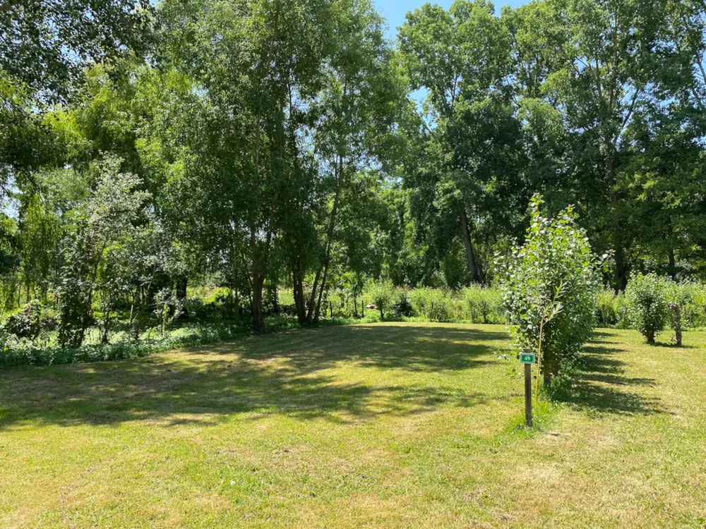 Kampeerplaats(en) - Natuurpakket, Zonder Elektriciteit - Camping Le Marais Sauvage