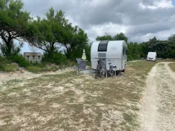 Stellplatz - Stellplatz Mit Strom Für Ein Wohnmobil - Camping Seasonova La Pointe de Roscoff