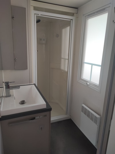 Mobile-home 30 m² , 3 bedrooms, Air co, 18 m² terrace