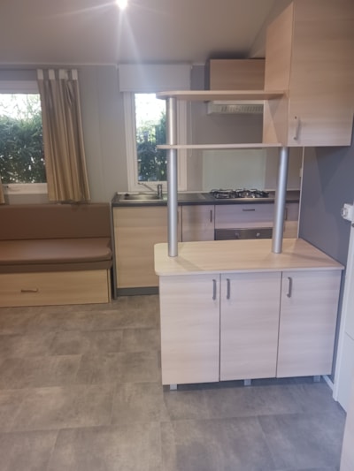 Mobile-home 30 m² , 3 bedrooms, Air co, 18 m² terrace