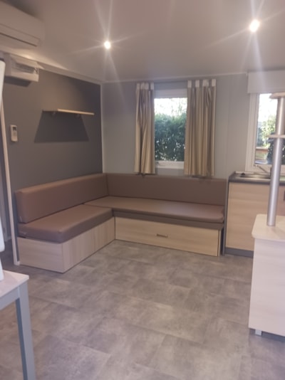 Mobile-home 30 m² , 3 bedrooms, Air co, 18 m² terrace