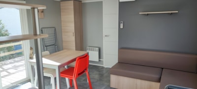 Mobile-home 30 m² , 3 bedrooms, Air co, 18 m² terrace