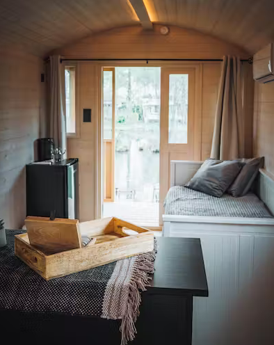Gipsy caravan with terrace — 4