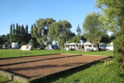 Camping La Ferme Des Saules - image n°3 - Roulottes