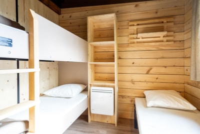 Chalet Evasion — 4