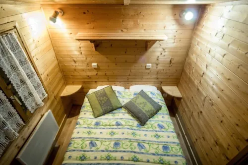 Location - Gamme Découverte - Chalet Beaufortain 29M² 2 Chambres + Terrasse 12M²+- - image n°6 - Camping Les Lanchettes