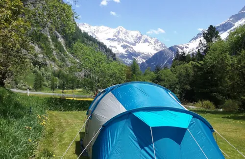 Emplacement - Forfait Nature (1 Tente, Caravane Ou Camping-Car / 1 Voiture) - image n°1 - Camping Les Lanchettes