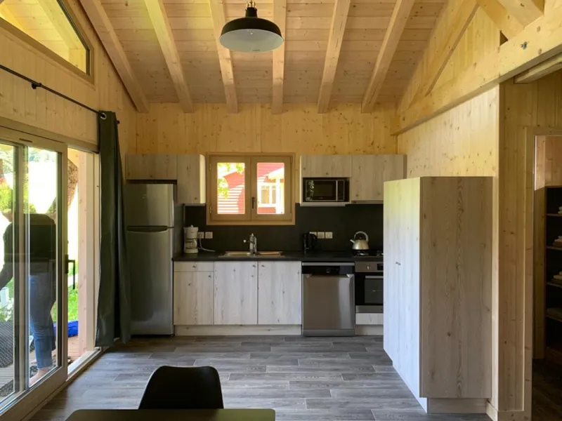 Gamme Chrystal - Chalet Ulysse 54M² 3 Chambres + Terrasse Semi-Couverte 24M² Avec Bain Nordique