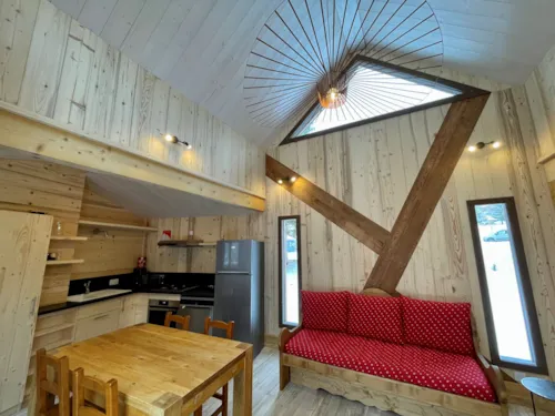 Accommodation - Gamme Chrystal - Chalet Kailloux 54M² 3 Bedrooms + Terrace 30M² - image n°4 - Camping Les Lanchettes