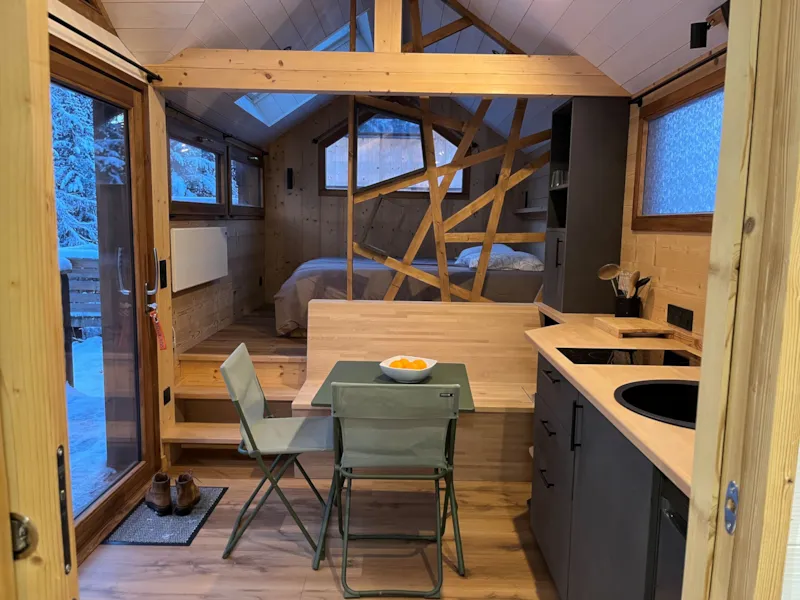 Gamme Chrystal - Chalet Cime - 18 M² - Coin Séjour/Cuisine, 1 Chambre, 1 Salle De Bain