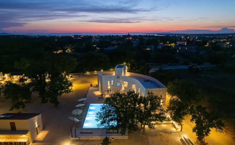 Dionis Zaton Camping