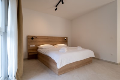 Deluxe double bedroom and bathroom