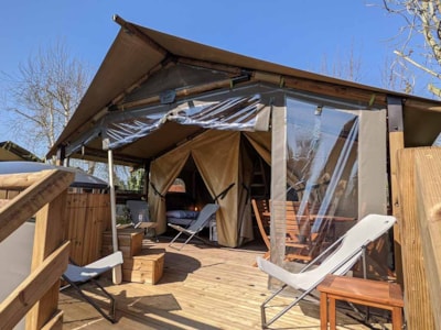 Glamping PILOTIS XXL - 55m² - 2 bedrooms (optional jacuzzi)