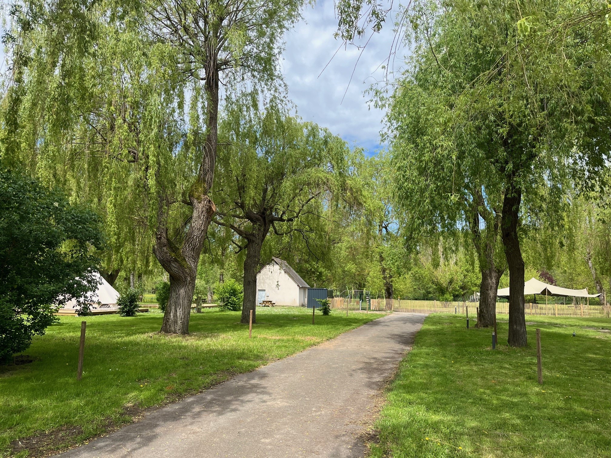 Camping Les Saules De Cormery — Photo 2