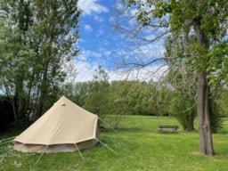 Accommodation - Tent "Cyclo-Tourist" 400 Protech 12.5M² - Camping Les Saules De Cormery