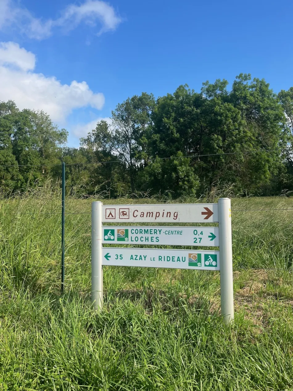 Camping Les Saules De Cormery