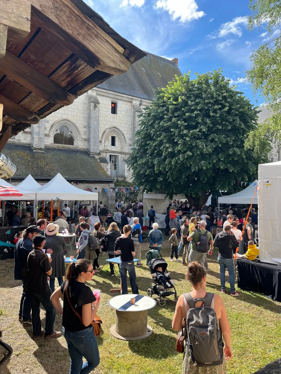 Camping Les Saules De Cormery