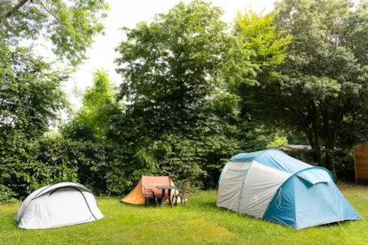 Piazzola Confort - 1 Tenda, Roulotte, Camper -1 Auto - Elettricità 10A