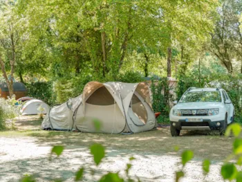 Stellplatz - Stellplatz Komfort - Strom 10A - Flower Camping Du Canal