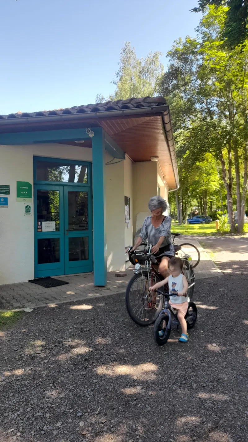 Emplacement Mobilite Douce - Randonneur, Cycliste, Cavalier En Solo - Sans Véhicule