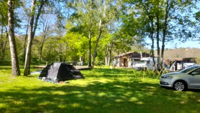 Pitch - Hiker, Cyclist, Rider - no electricity -
